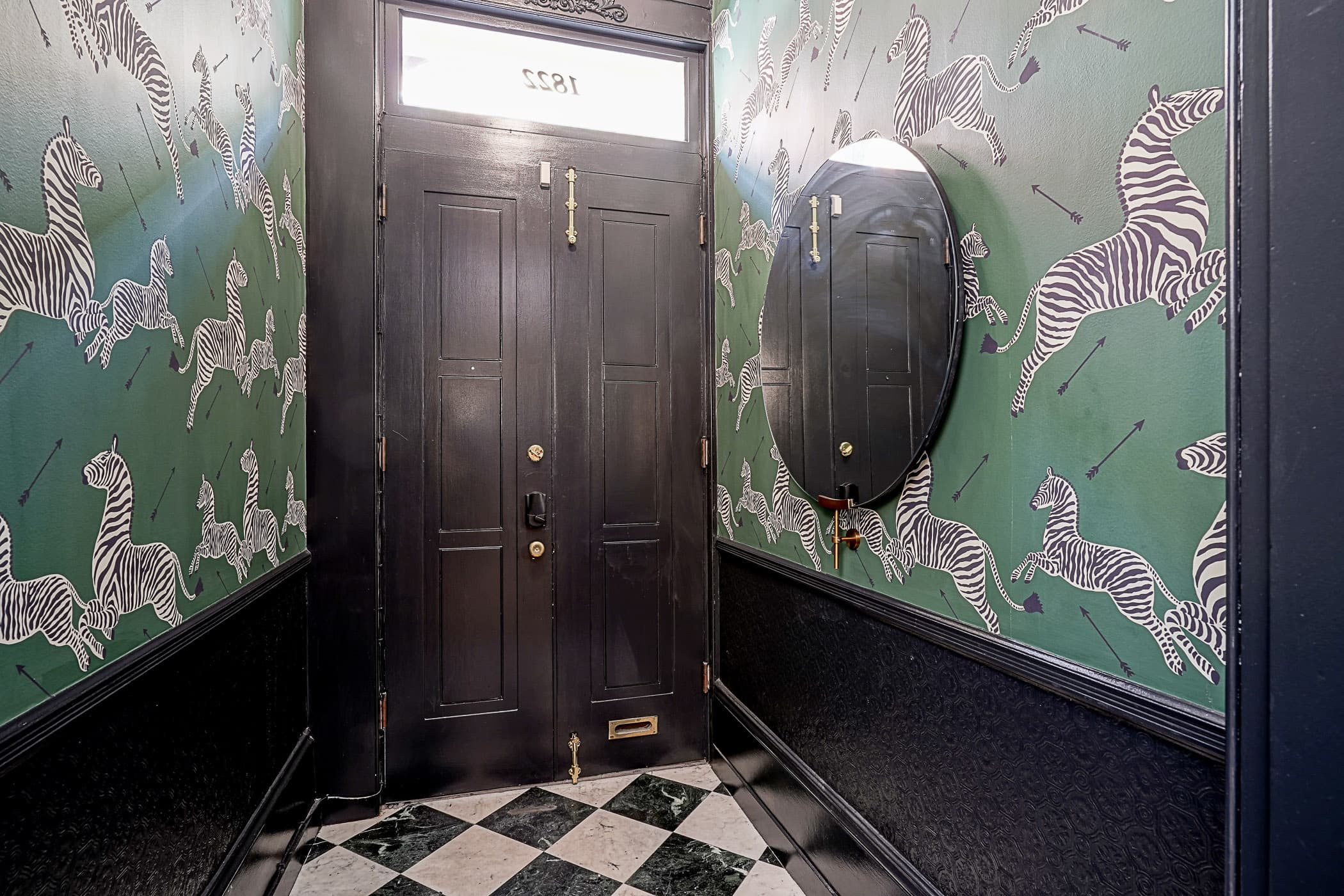 Historic interior at 1822 Pine Street